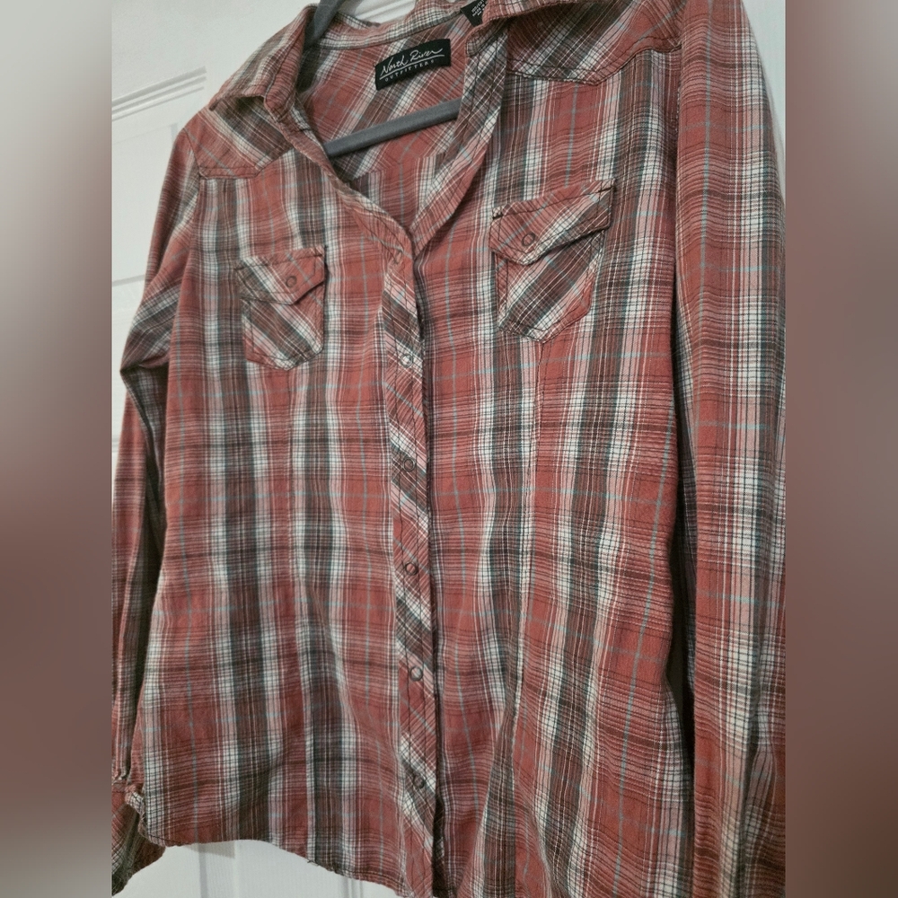 North River Outfitters Women  Western Snapdown Long Sleeve Shirt Plaid Medium